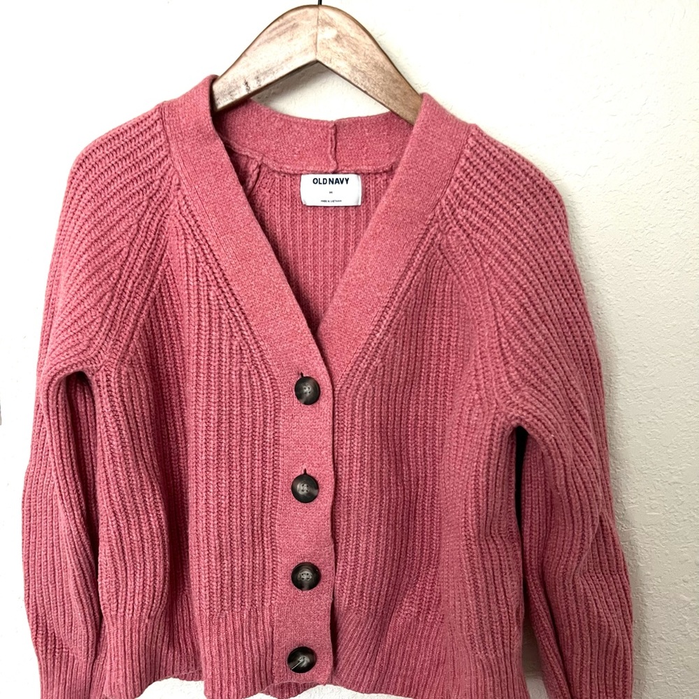 Old Navy Women's Bubble Gum Pink Sweater (size M)